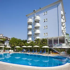 https://hotel-helios-lido-di-jesolo.hotelslidodijesolo.com